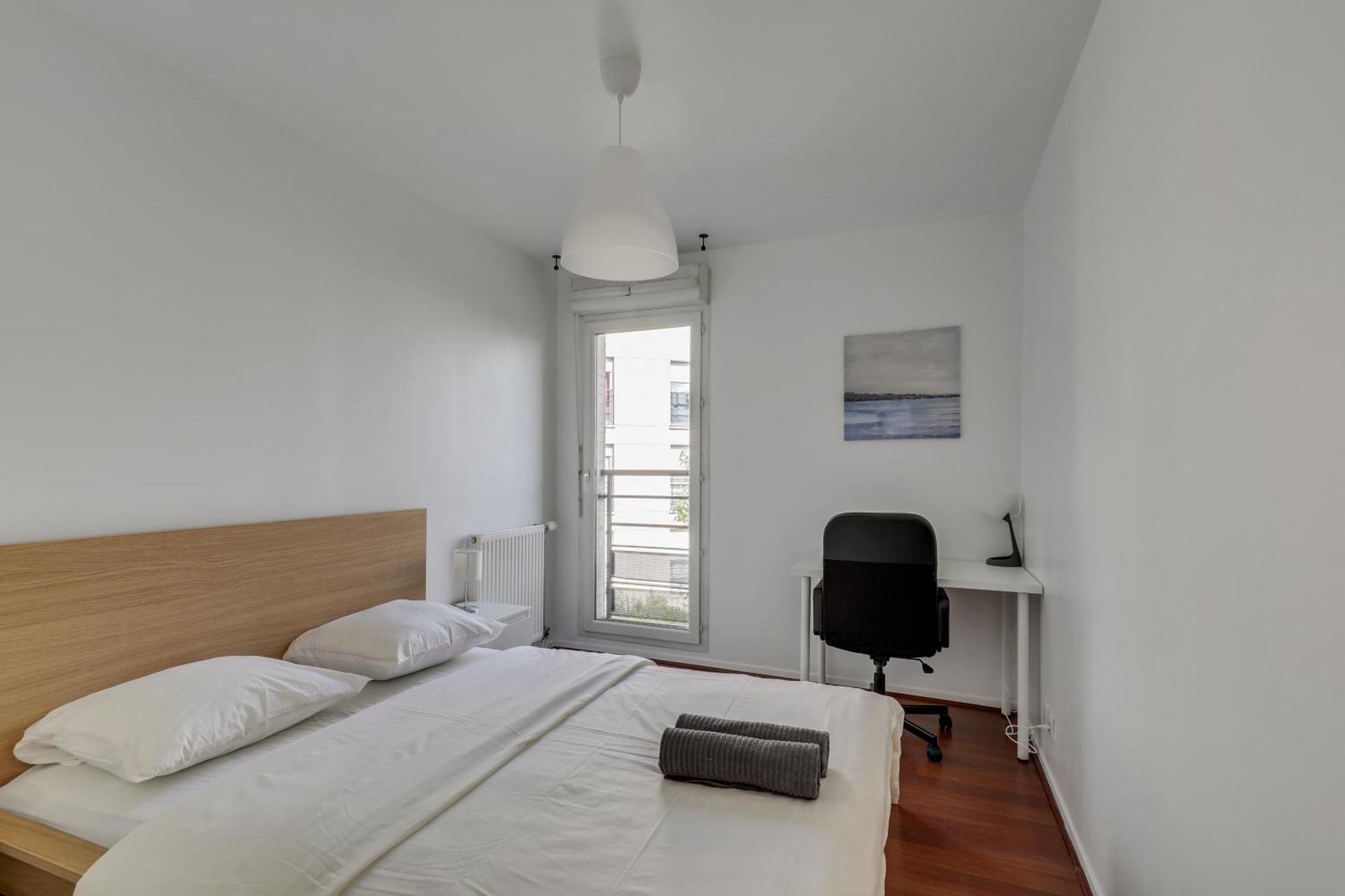 Appartement Chic Et Spacieux Avec Parking Argenteuil