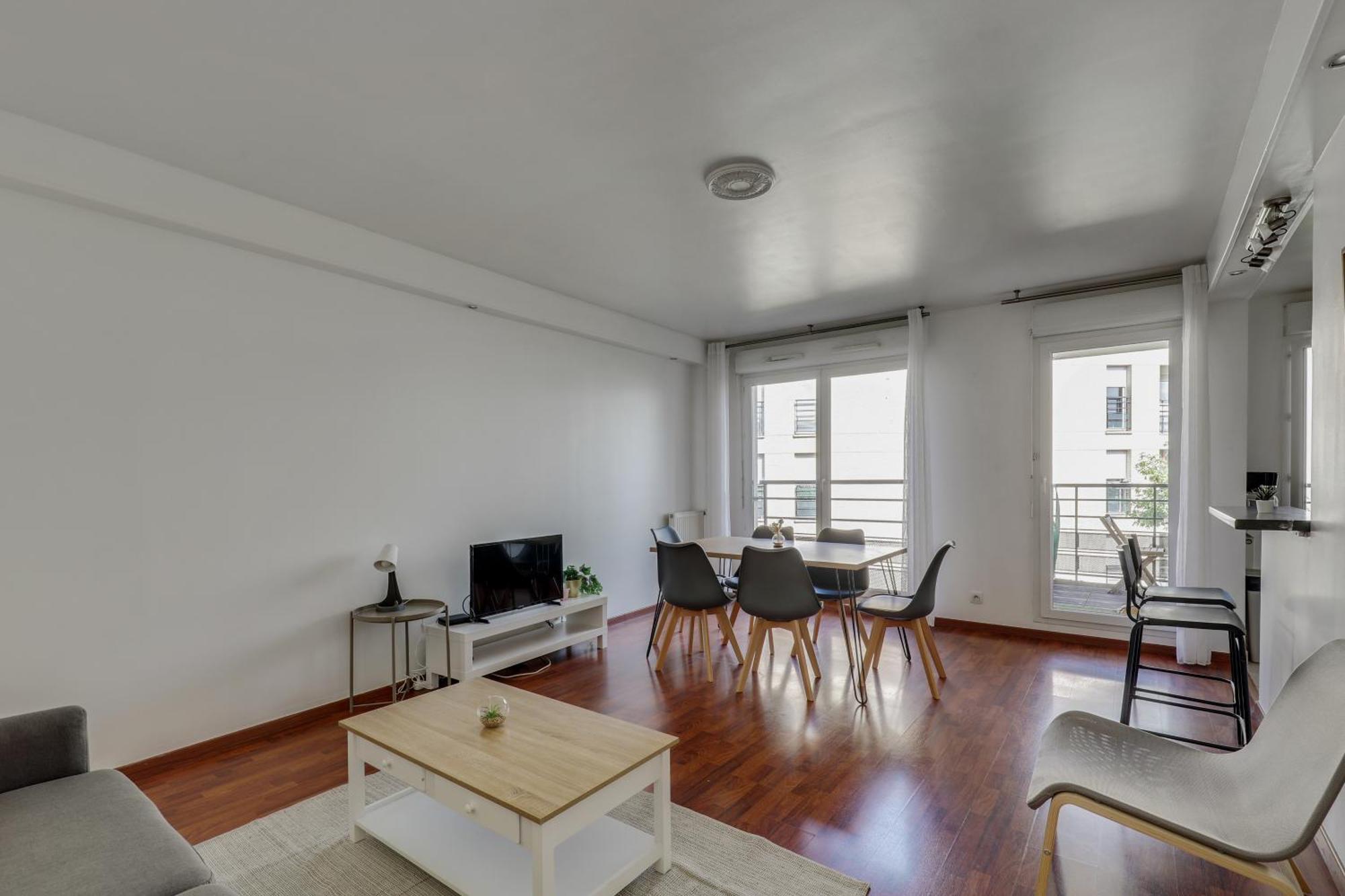 Appartement Chic Et Spacieux Avec Parking *